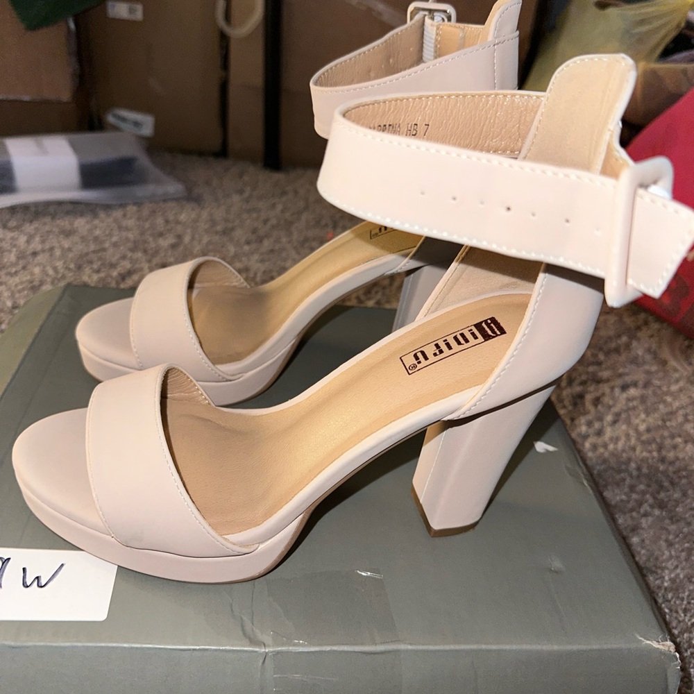 Nude strapped heels